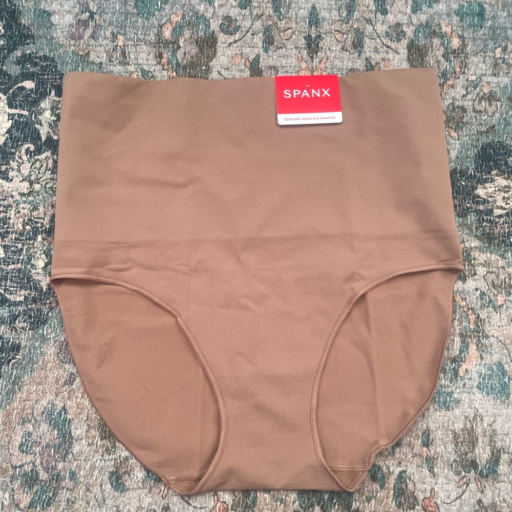 Spanx full brief tummy control new with tags XL